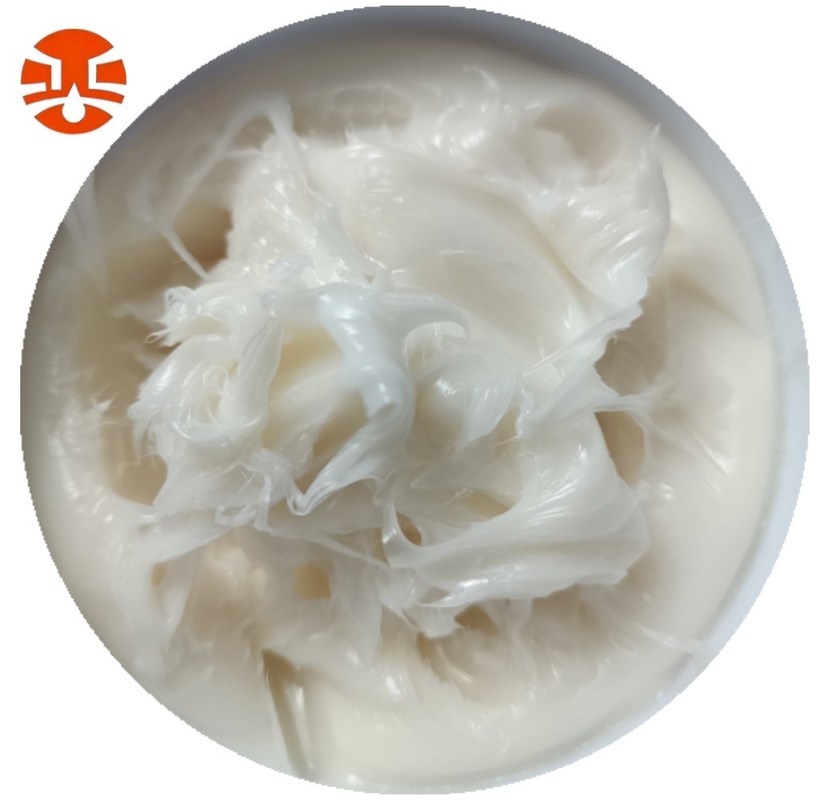 Масло для автомобильных шасси с высокой вязкостью базового масла и высокой температурной стойкостью